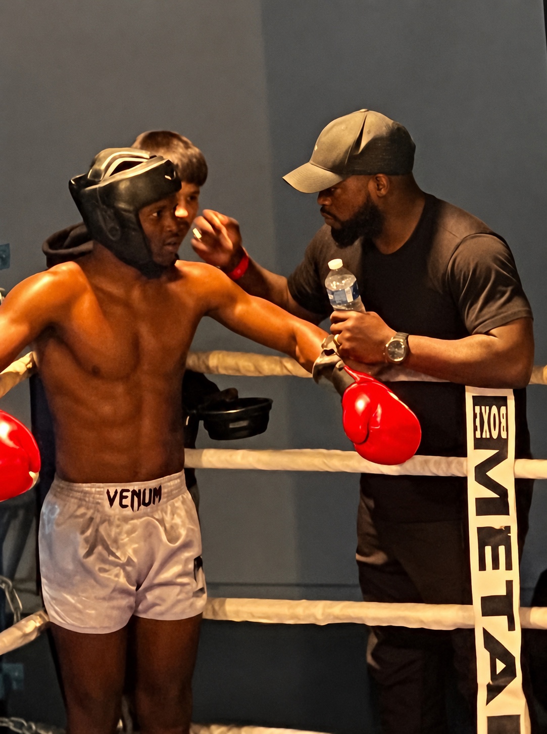 Coaching technique d'un combattant amateur encadré par Coach Gilles